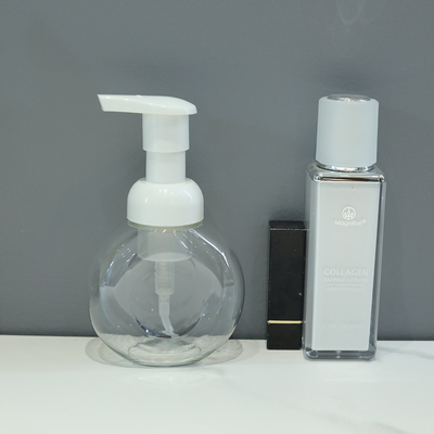 Chiếc chai phun bọt trắng 50ml thực tế thuận tiện cho bất kỳ thiết lập