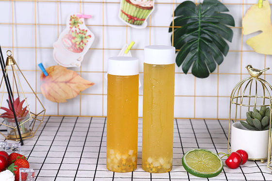 Kiểu dáng chống rò rỉ chai nước uống tái sử dụng rõ ràng hình vuông / tròn Modern nhựa vít trên nắp để dễ dàng sử dụng