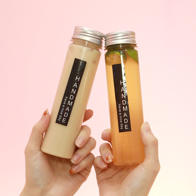 chai nước bằng nhựa rõ ràng chống rò rỉ với vít trên nắp và tay cầm
