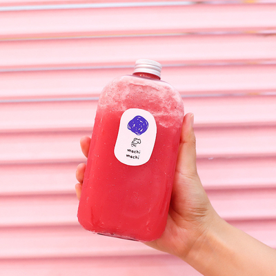 Modern Clear Custom Plastic Juice Bottle With Handle For Cold Drink Bubble Tea (Tấm chai nước ép bằng nhựa thông minh hiện đại với tay cầm để uống nước lạnh)