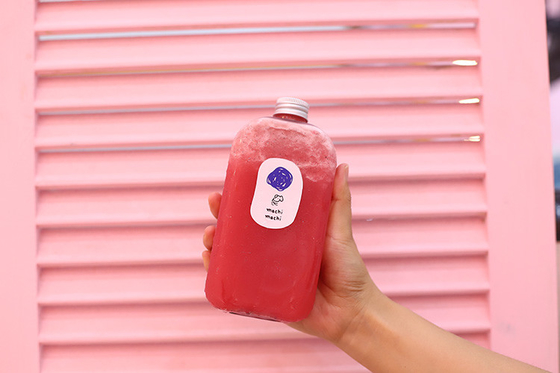 Quad và vòng uống tinh khiết chai sữa với vít chống rò rỉ trên nắp
