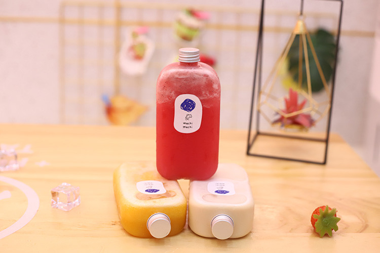 Quad và vòng uống tinh khiết chai sữa với vít chống rò rỉ trên nắp